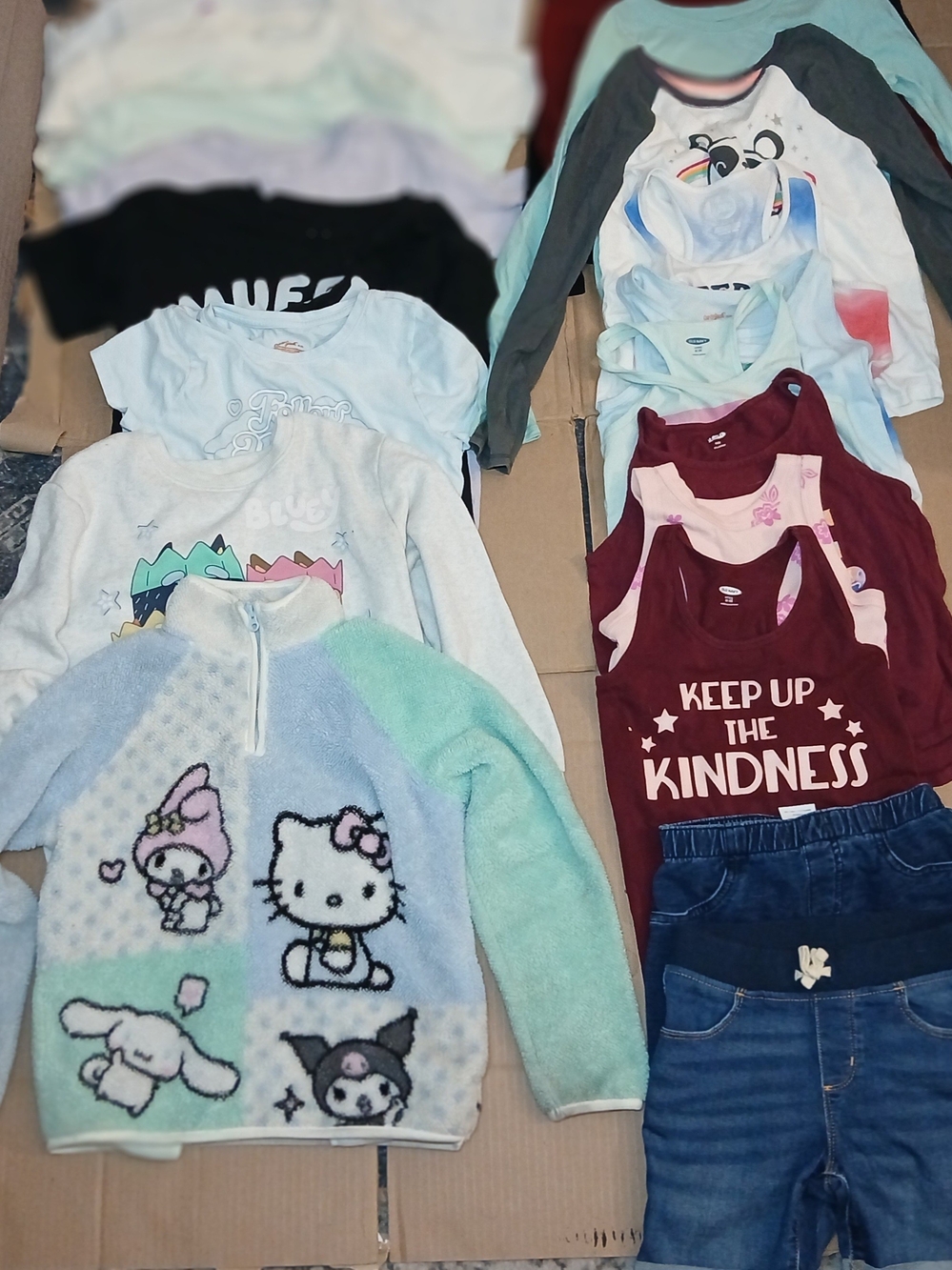 Lot of 20 pieces girls clothes size 7-8 Tops Shorts multicolor